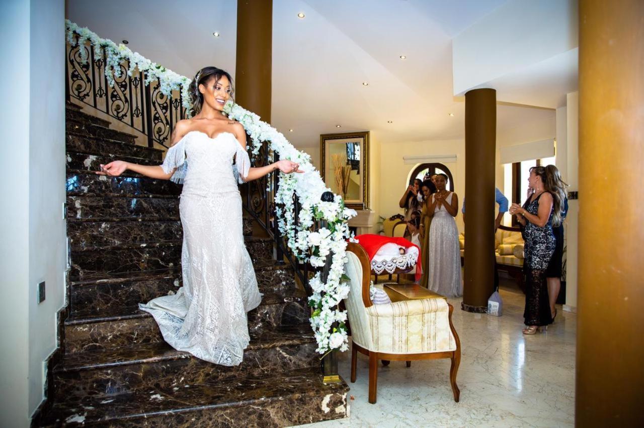 Larnaca Mansion Ideal For 3 Families Or More エクステリア 写真