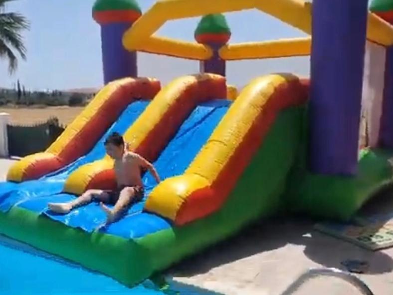 Larnaca Mansion Ideal For 3 Families Or More エクステリア 写真